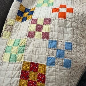 Patchwork Quilt with Multicolor Squares
